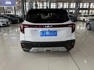 Kia Seltos 2023 купить из Китая, цена 1 851 000 ₽ — Suifenhe Auto