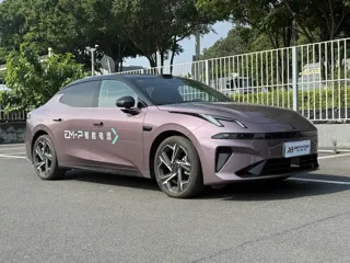 Lynk & Co 07 EM-P 2025 купить из Китая, цена 3 942 000 ₽ — Suifenhe Auto