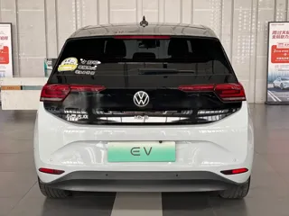 Volkswagen ID.3 2024 купить из Китая, цена 1 801 000 ₽ — Suifenhe Auto