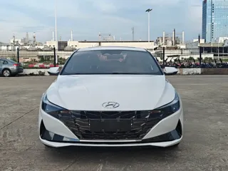 Hyundai Elantra 2023 купить из Китая, цена 1 571 000 ₽ — Suifenhe Auto
