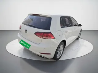 Volkswagen Golf 2018 купить из Китая, цена 1 435 000 ₽ — Suifenhe Auto
