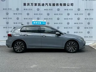 Volkswagen Golf 2022 купить из Китая, цена 1 649 000 ₽ — Suifenhe Auto