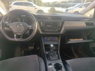 Volkswagen Touran 2021 купить из Китая, цена 1 833 000 ₽ — Suifenhe Auto