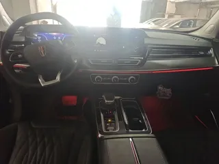 Hongqi HS5 2025 купить из Китая, цена 3 445 000 ₽ — Suifenhe Auto