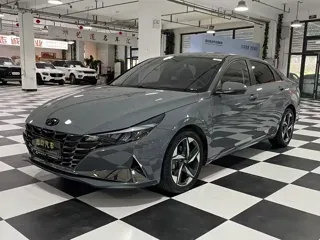 Hyundai Elantra 2023 купить из Китая, цена 1 606 000 ₽ — Suifenhe Auto
