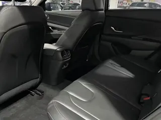 Hyundai Elantra 2023 купить из Китая, цена 1 606 000 ₽ — Suifenhe Auto