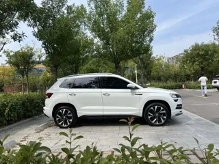 Skoda Karoq 2023 купить из Китая, цена 2 509 000 ₽ — Suifenhe Auto