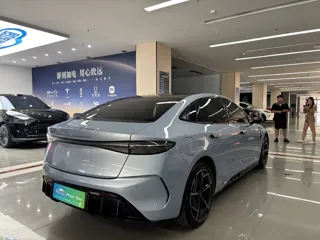 BYD Seal 2023 купить из Китая, цена 4 335 000 ₽ — Suifenhe Auto