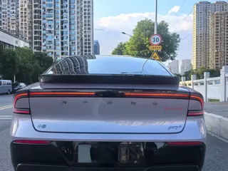 XPeng P7+ 2025 купить из Китая, цена 4 313 000 ₽ — Suifenhe Auto