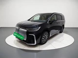 Voyah Dreamer 2026 купить из Китая, цена 7 577 000 ₽ — Suifenhe Auto