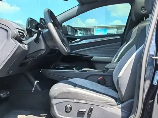 Volkswagen ID.4 CROZZ 2021 купить из Китая, цена 3 658 000 ₽ — Suifenhe Auto