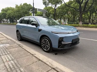 Leapmotor B10 2025 купить из Китая, цена 3 063 000 ₽ — Suifenhe Auto