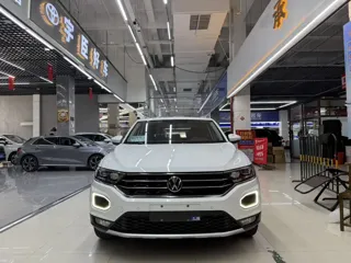 Volkswagen T-ROC 2022 купить из Китая, цена 1 858 000 ₽ — Suifenhe Auto