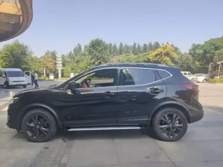 Nissan Qashqai 2022 купить из Китая, цена 1 950 000 ₽ — Suifenhe Auto