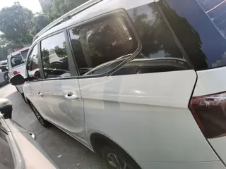 Baojun 730 2021 купить из Китая, цена 1 186 000 ₽ — Suifenhe Auto