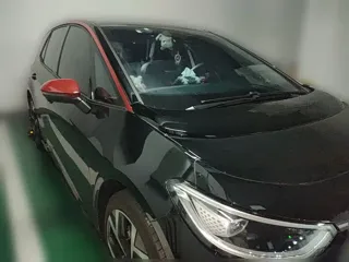 Volkswagen ID.3 2026 купить из Китая, цена 2 494 000 ₽ — Suifenhe Auto