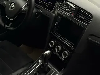 Volkswagen Golf 2019 купить из Китая, цена 1 572 000 ₽ — Suifenhe Auto