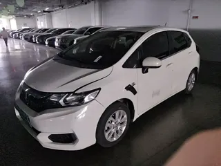Honda Fit 2019 купить из Китая, цена 1 293 000 ₽ — Suifenhe Auto