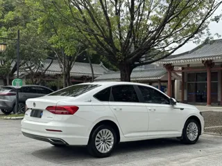 Volkswagen Lavida 2020 купить из Китая, цена 1 435 000 ₽ — Suifenhe Auto