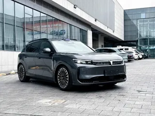 Voyah Free 2025 купить из Китая, цена 4 997 000 ₽ — Suifenhe Auto
