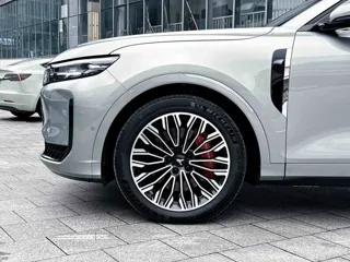 Voyah Free 2025 купить из Китая, цена 4 724 000 ₽ — Suifenhe Auto