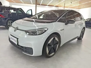 Volkswagen ID.3 2024 купить из Китая, цена 1 768 000 ₽ — Suifenhe Auto