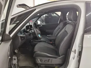 Volkswagen ID.3 2024 купить из Китая, цена 1 768 000 ₽ — Suifenhe Auto