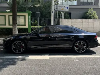 Audi A7L 2024 купить из Китая, цена 7 143 000 ₽ — Suifenhe Auto