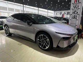XPeng P7+ 2025 купить из Китая, цена 4 685 000 ₽ — Suifenhe Auto