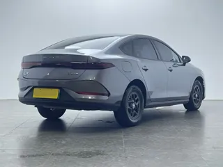 BYD Qin PLUS 2025 купить из Китая, цена 2 501 000 ₽ — Suifenhe Auto