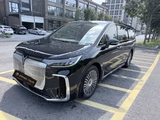 Voyah Dreamer 2025 купить из Китая, цена 6 811 000 ₽ — Suifenhe Auto