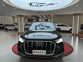 Audi Q7 2024 купить из Китая, цена 9 074 000 ₽ — Suifenhe Auto