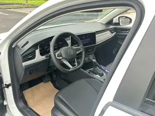 Volkswagen Bora 2024 купить из Китая, цена 1 489 000 ₽ — Suifenhe Auto