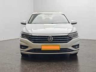 Volkswagen Sagitar 2020 купить из Китая, цена 1 533 000 ₽ — Suifenhe Auto