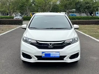 Honda Fit 2018 купить из Китая, цена 1 162 000 ₽ — Suifenhe Auto