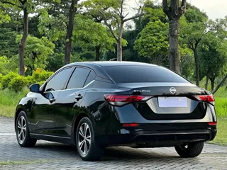 Nissan Sylphy 2020 купить из Китая, цена 1 555 000 ₽ — Suifenhe Auto