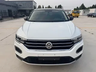 Volkswagen T-ROC 2019 купить из Китая, цена 1 559 000 ₽ — Suifenhe Auto