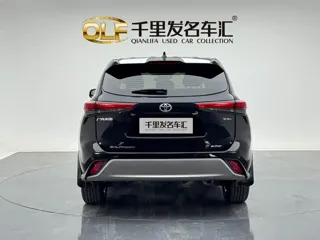 Toyota Highlander 2024 купить из Китая, цена 6 582 000 ₽ — Suifenhe Auto