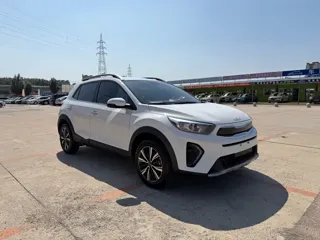 Kia Stonic 2022 купить из Китая, цена 1 391 000 ₽ — Suifenhe Auto