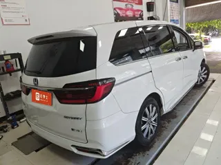 Honda Odyssey 2024 купить из Китая, цена 4 485 000 ₽ — Suifenhe Auto