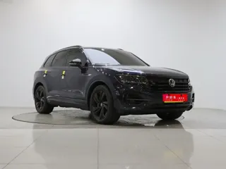 Volkswagen Touareg 2024 купить из Китая, цена 9 469 000 ₽ — Suifenhe Auto