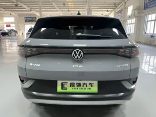 Volkswagen ID.4 CROZZ 2023 купить из Китая, цена 1 993 000 ₽ — Suifenhe Auto