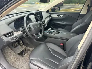Hongqi E-QM5 2024 купить из Китая, цена 1 623 000 ₽ — Suifenhe Auto