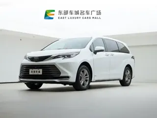 Toyota SIENNA 2025
