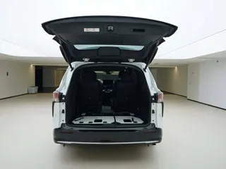 Toyota SIENNA 2025 купить из Китая, цена 8 179 000 ₽ — Suifenhe Auto