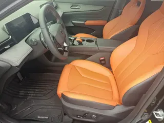 Changan UNI-V 2025 купить из Китая, цена 2 689 000 ₽ — Suifenhe Auto