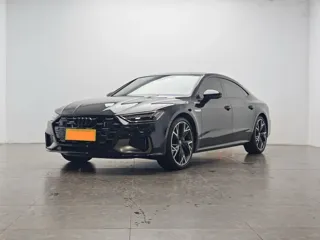Audi A7L 2024 купить из Китая, цена 6 779 000 ₽ — Suifenhe Auto