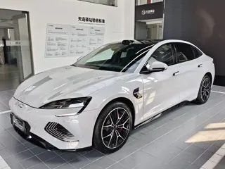 BYD Seal 2025 купить из Китая, цена 6 241 000 ₽ — Suifenhe Auto