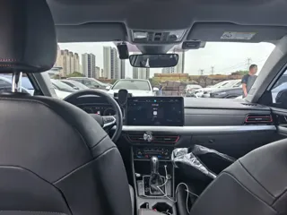 Volkswagen Lavida 2024 купить из Китая, цена 2 594 000 ₽ — Suifenhe Auto