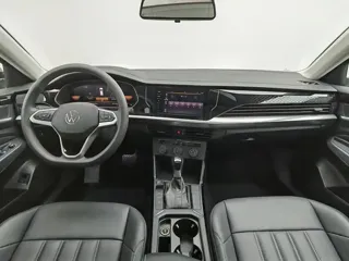 Volkswagen Passat 2025 купить из Китая, цена 2 055 000 ₽ — Suifenhe Auto